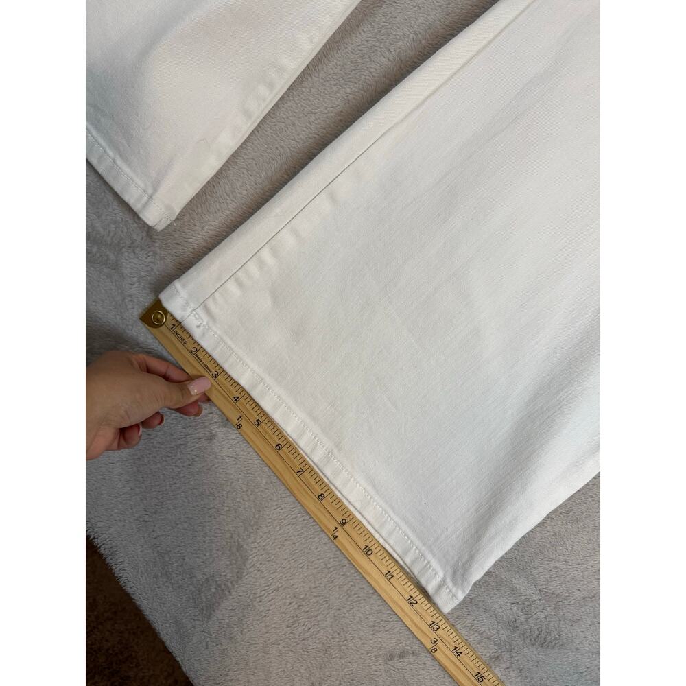 NEW Liz Claiborne Petite 16P White Flare Leg High Rise Stretch Jeans Denim Pants - Picture 8 of 10